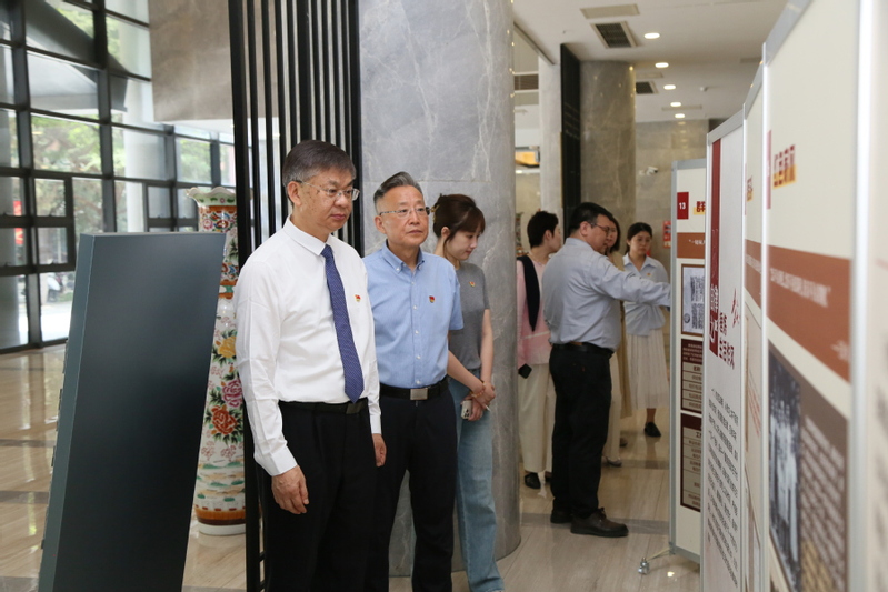 宣传部党支部组织开展“铭记先辈...